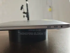 Laptop Apple MacBook Pro 2020 16GB Intel Core i7 SSD 512GB