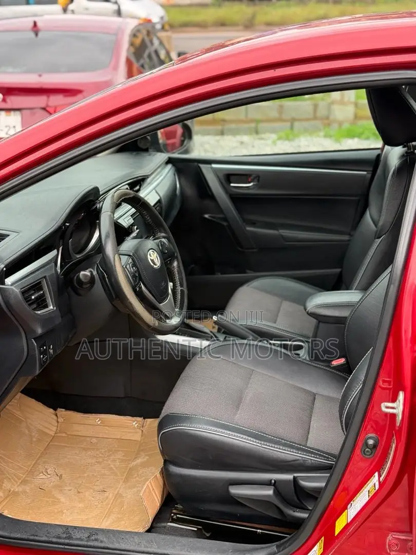 Toyota Corolla S 4dr Sedan (1.8L 4cyl CVT) 2015 Red