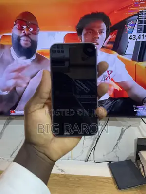 Apple iPhone 11 64 GB Pink