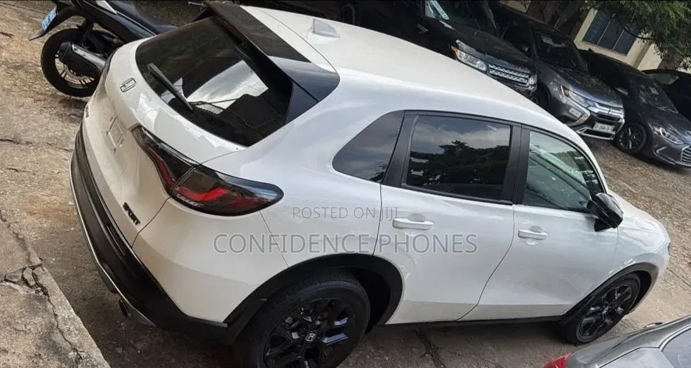 Honda CR-V LX 2WD 2025 White