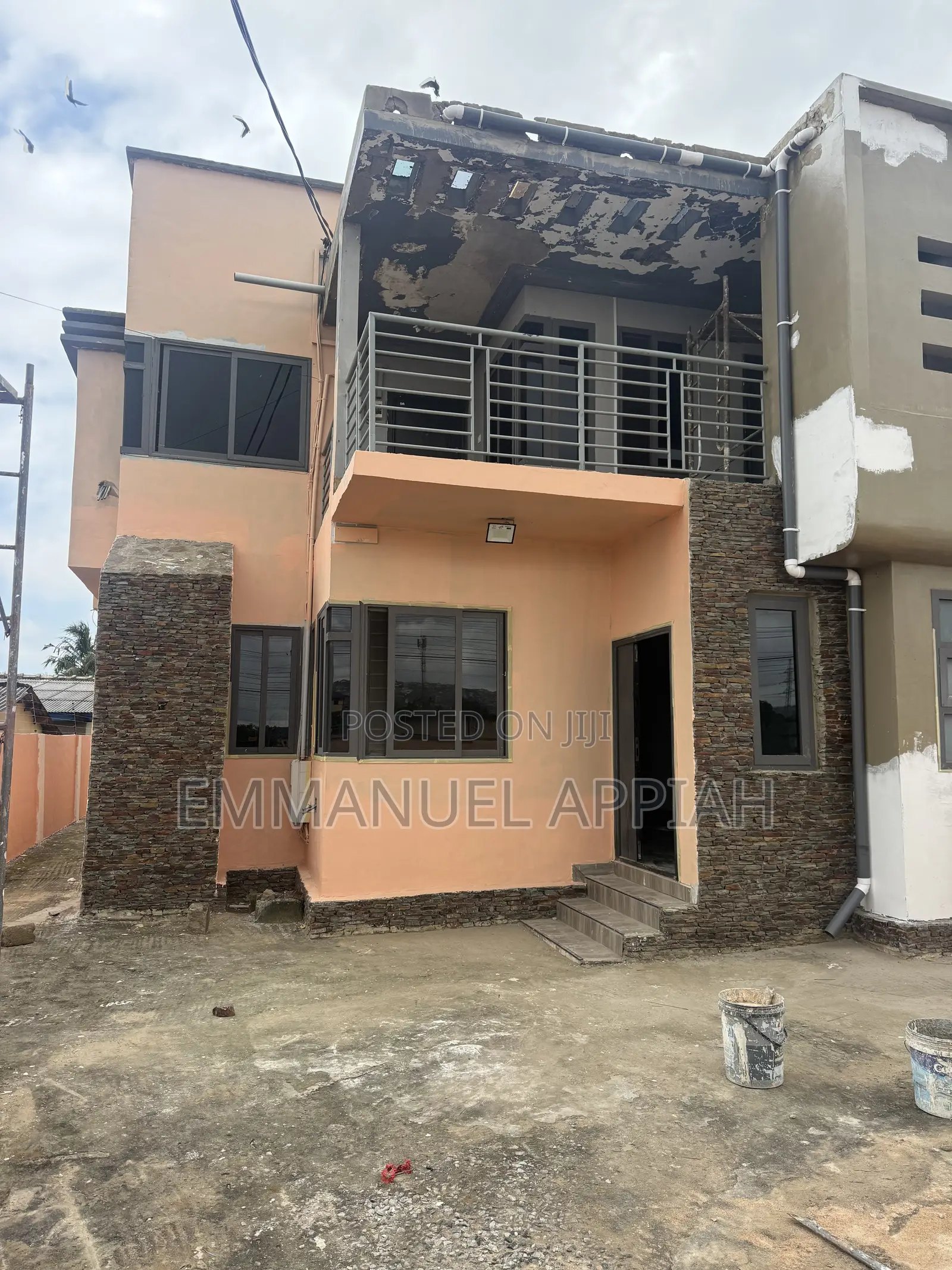 4bdrm House in Gbawe Bluecross for rent