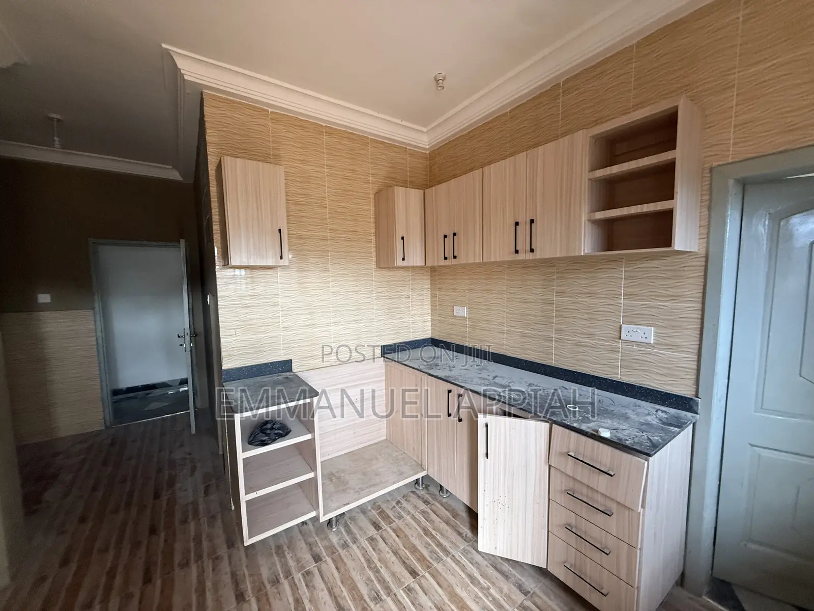 4bdrm House in Gbawe Bluecross for rent