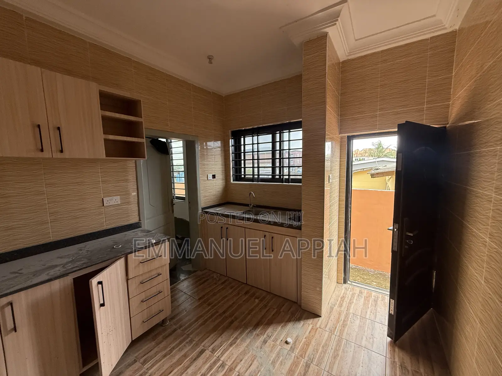 4bdrm House in Gbawe Bluecross for rent