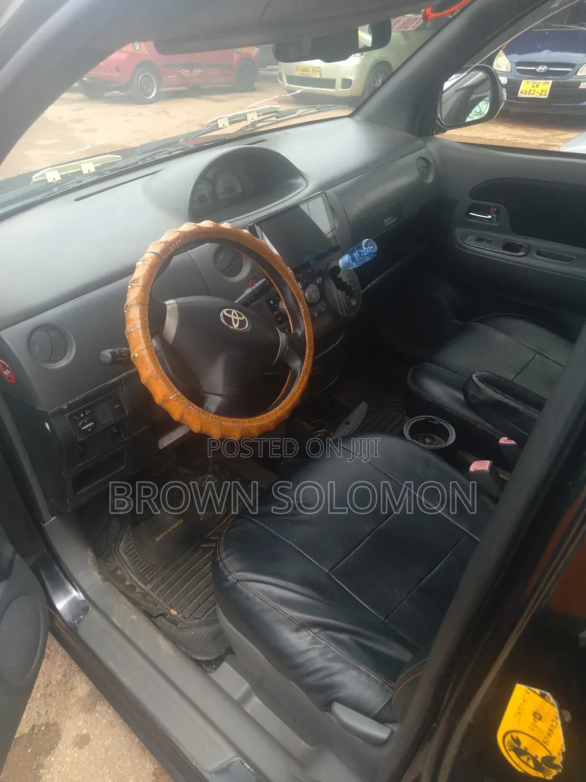 Toyota Sienta 1.5 AWD 2013 Black
