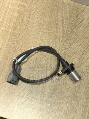 Crankshaft Crank Position Sensor Toyota Matrix, Corolla, Celica