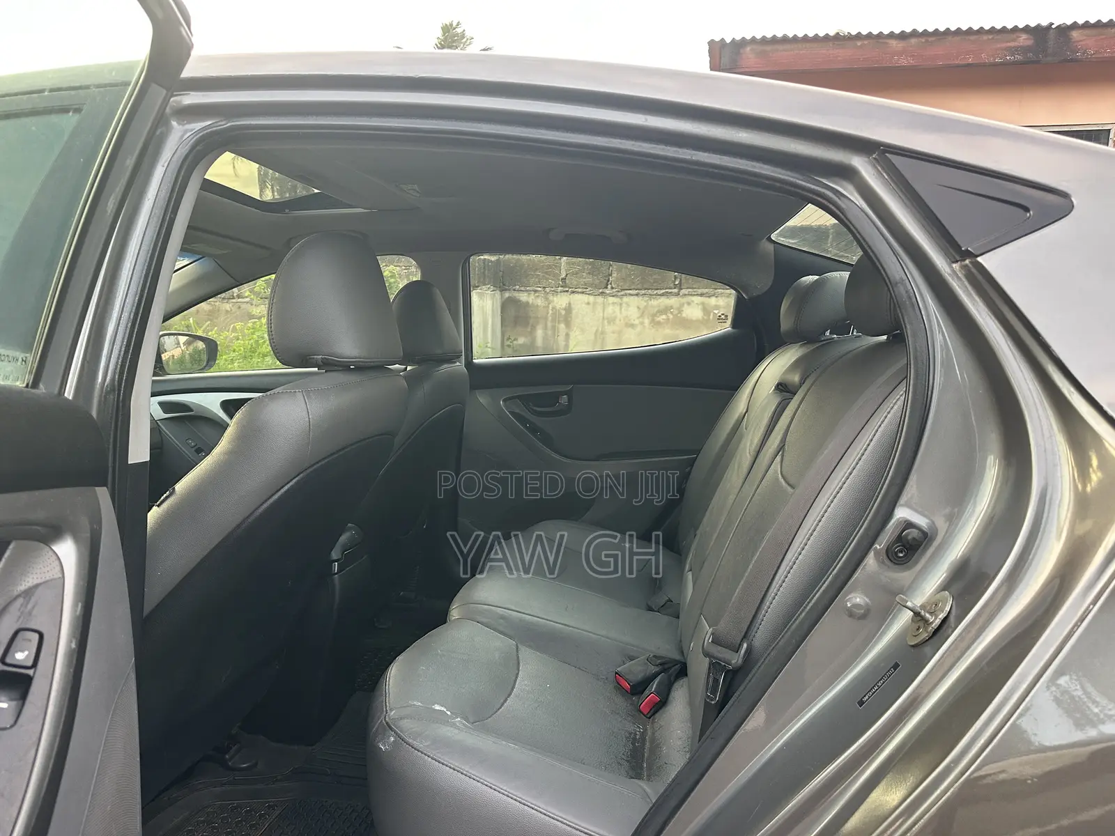 Hyundai Elantra Limited Sedan FWD (1.8L 4cyl 6A) 2013 Gray