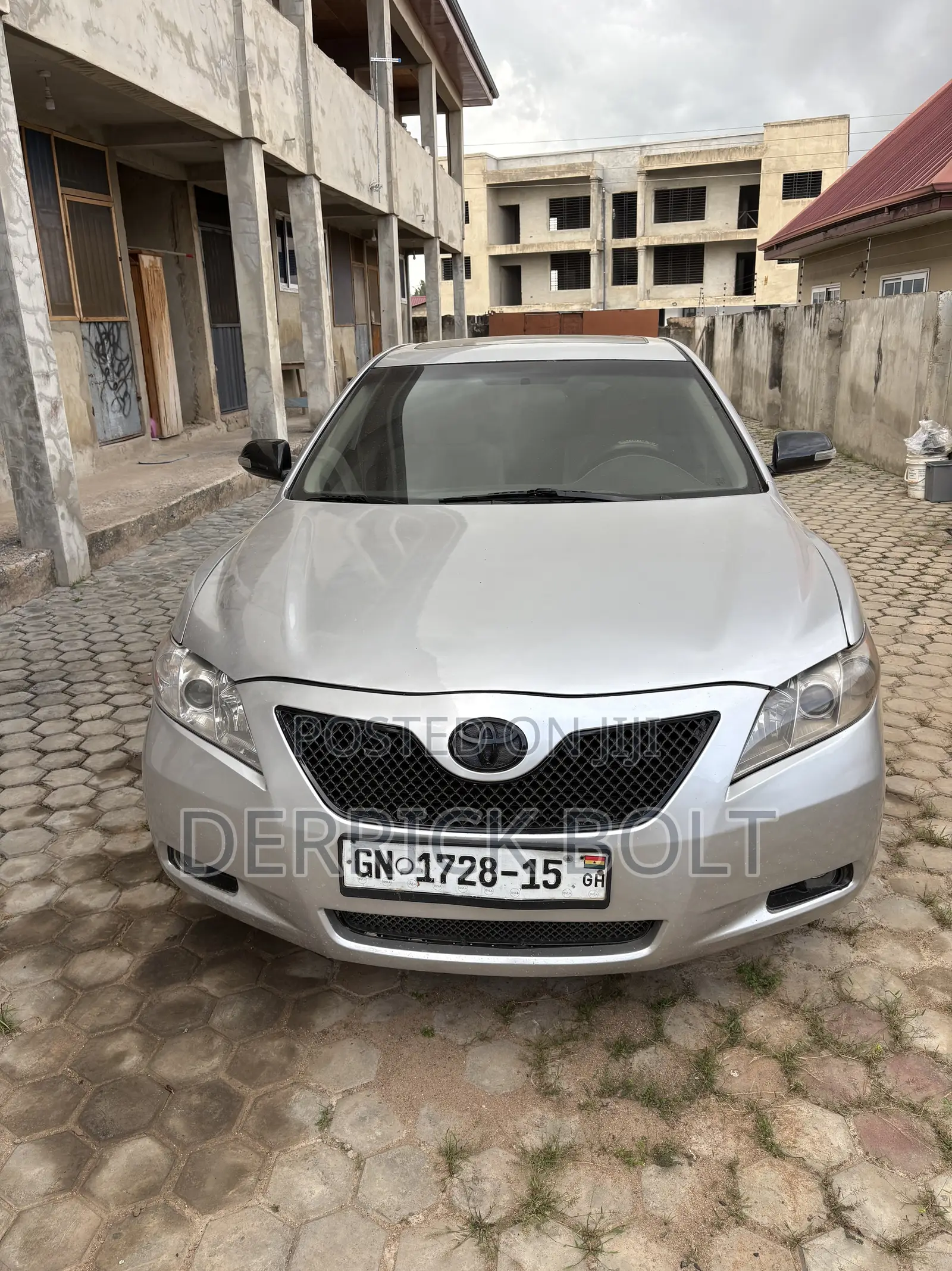 Toyota Camry Base 4dr Sedan (2.4L 4cyl 5M) 2009 Silver