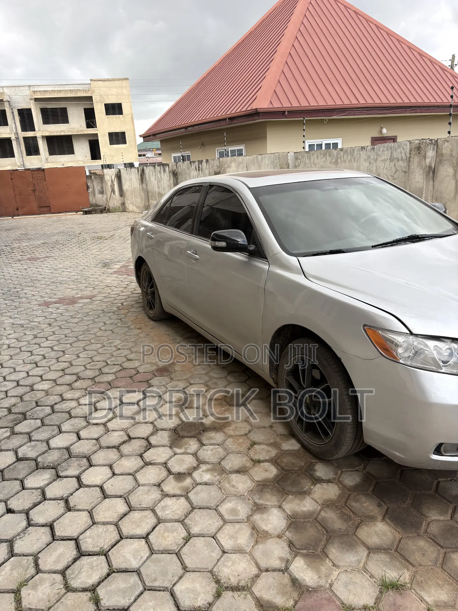Toyota Camry Base 4dr Sedan (2.4L 4cyl 5M) 2009 Silver