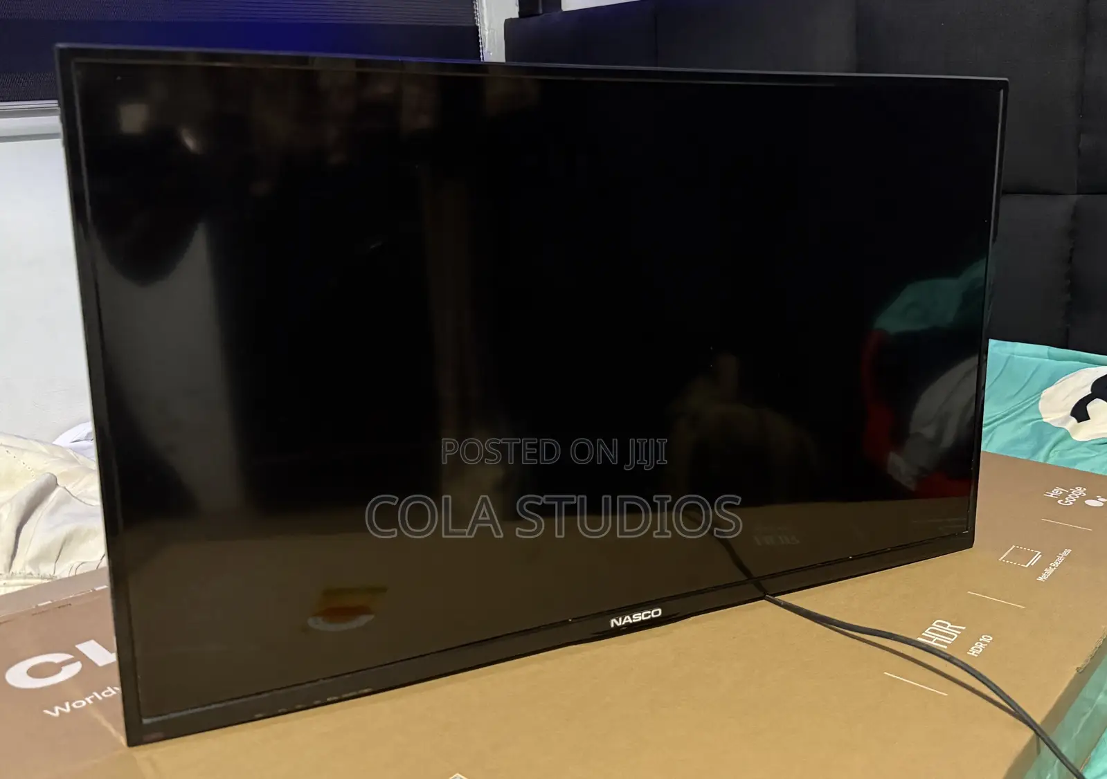 Nasco 32 Inches Tv With a Free Bracket