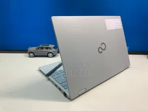 Laptop Fujitsu Lifebook U9313X 16GB Intel Core i5 SSD 256GB