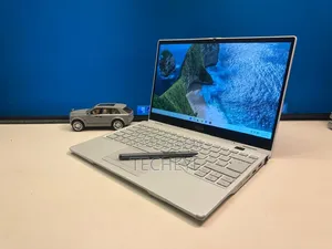 Laptop Fujitsu Lifebook U9313X 16GB Intel Core i5 SSD 256GB