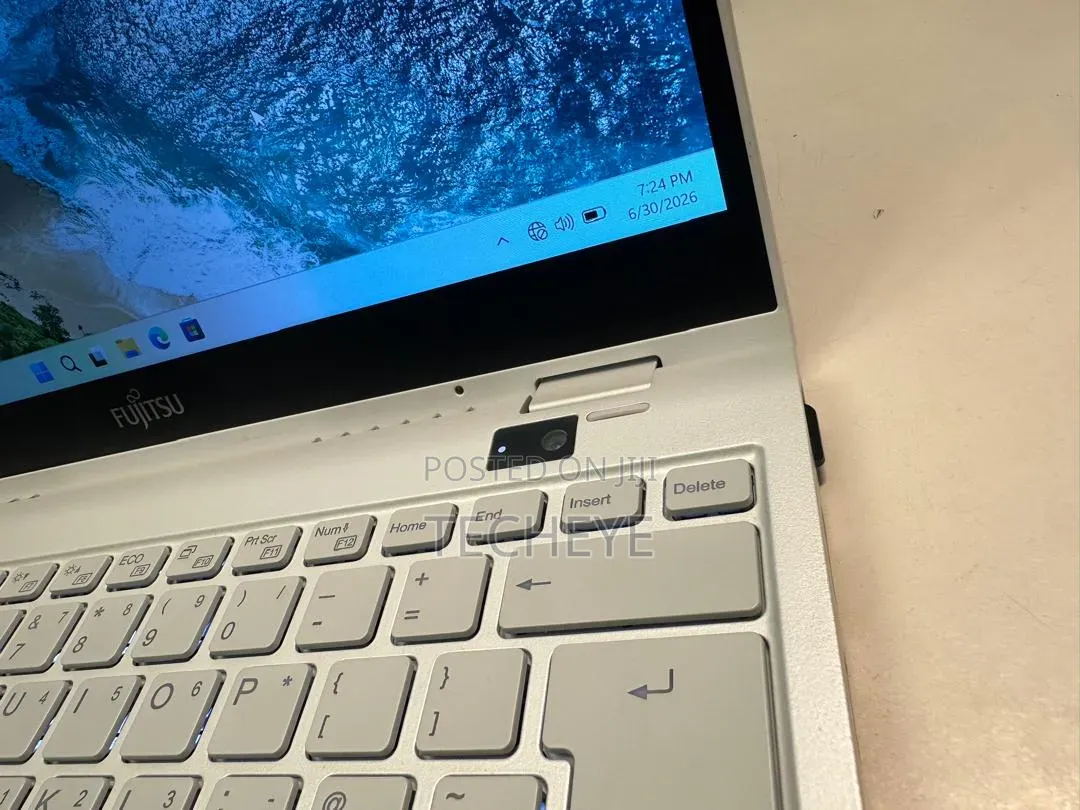 Laptop Fujitsu Lifebook U9313X 16GB Intel Core i5 SSD 256GB