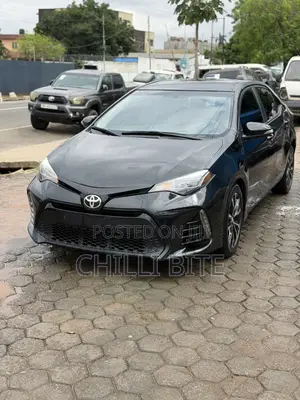 Toyota Corolla S 4dr Sedan (1.8L 4cyl CVT) 2016 Black