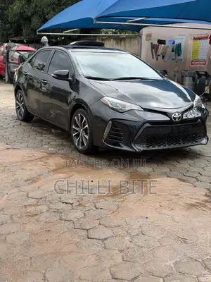 Toyota Corolla S 4dr Sedan (1.8L 4cyl CVT) 2016 Black