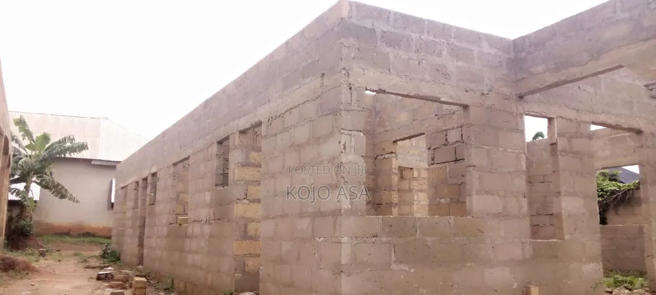 4bdrm House in God First Estate, Kwabre for Sale