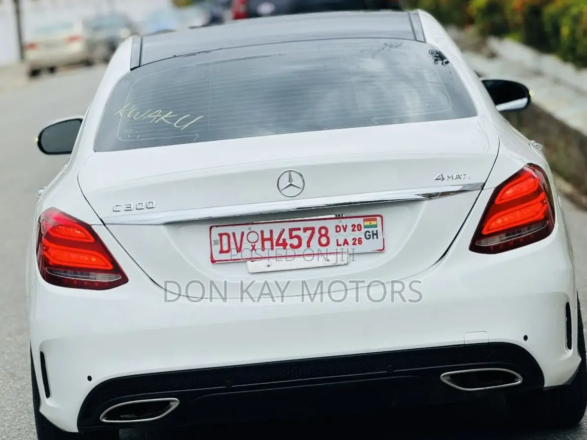 Mercedes-Benz C300 Base 4Matic Coupe AWD (2.0L 4cyl 7A) 2017 White