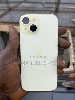 Apple iPhone 15 128 GB Yellow