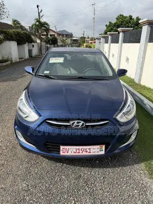 Hyundai Accent SE Sedan 2017 Blue