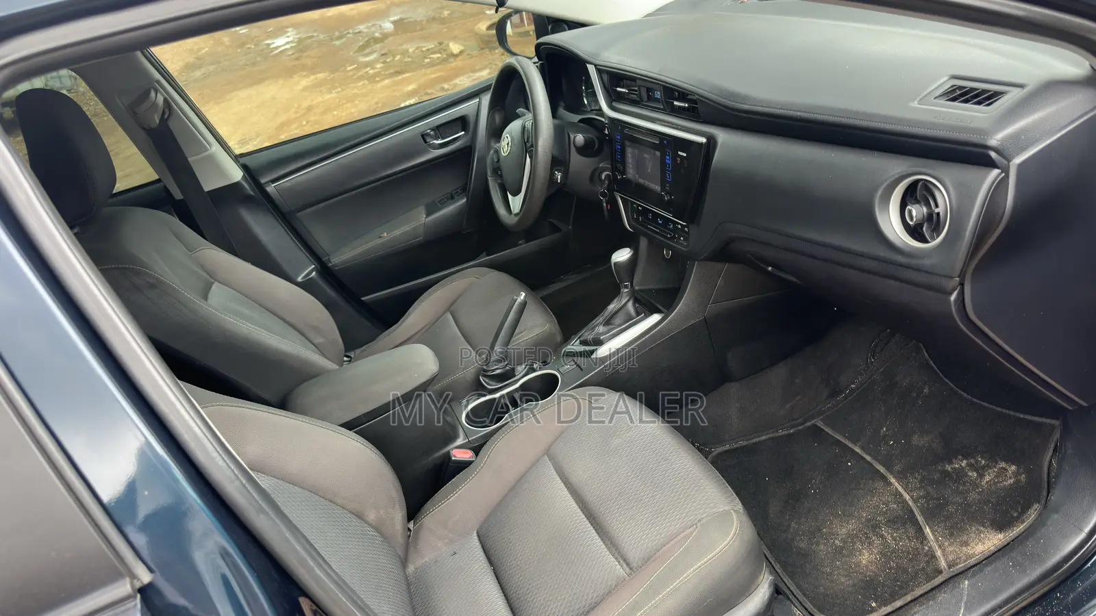 Toyota Corolla LE 4dr Sedan (1.8L 4cyl CVT) 2017 Black