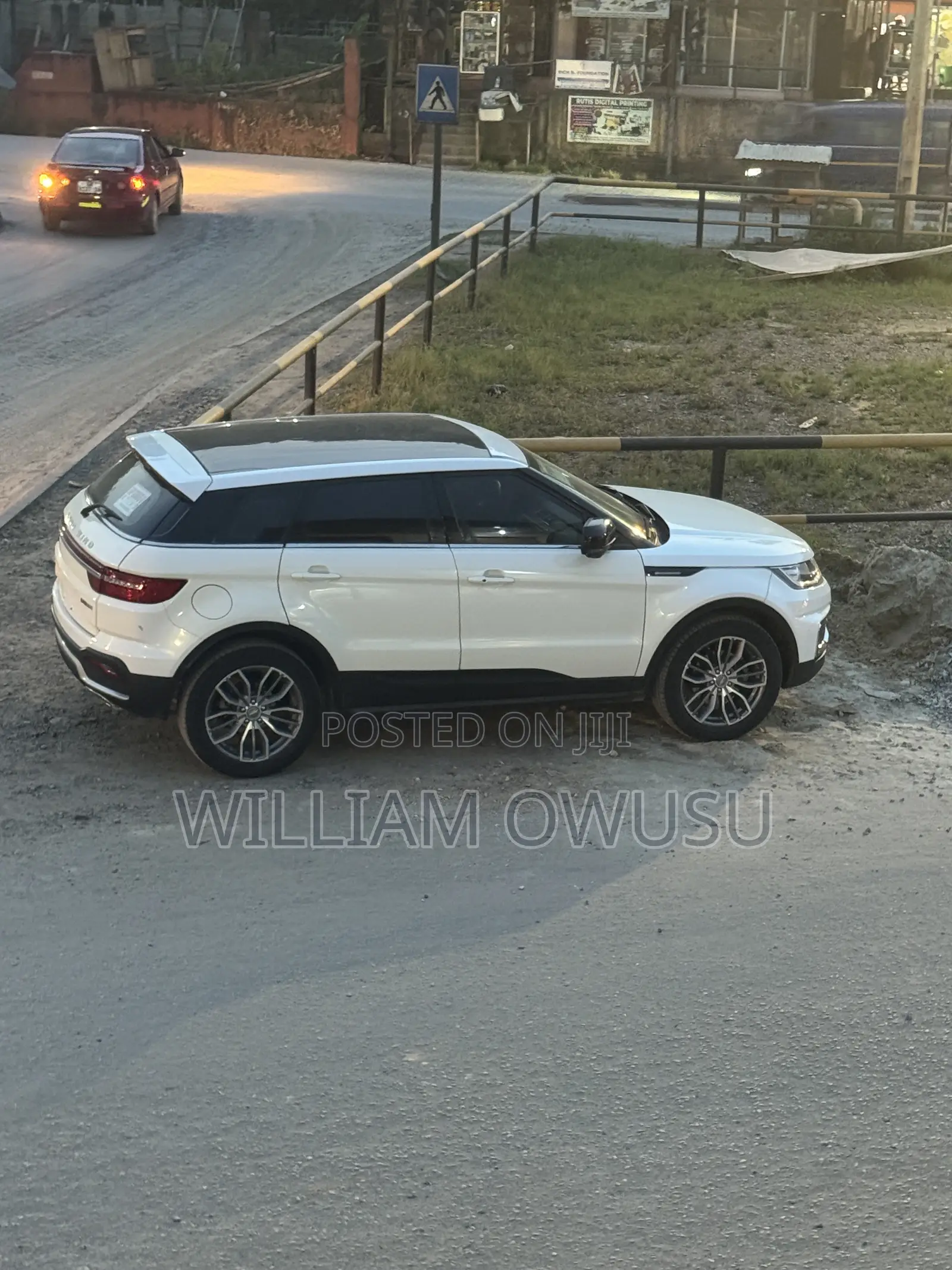 Rover Land 2018 White