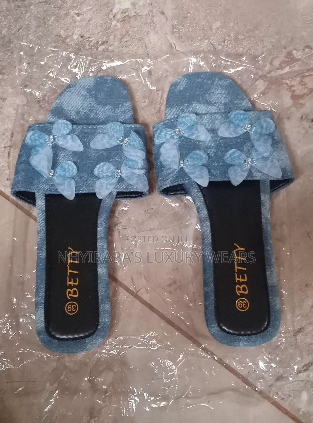 Ladies Slippers