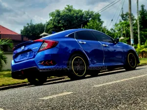 Honda Civic 2018 Blue