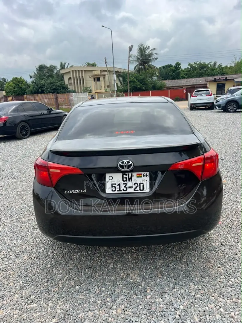 Toyota Corolla 2015 Black