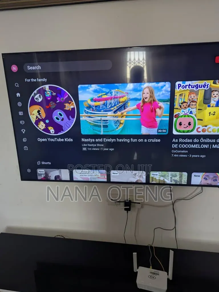 Samsung 65 inches Tv