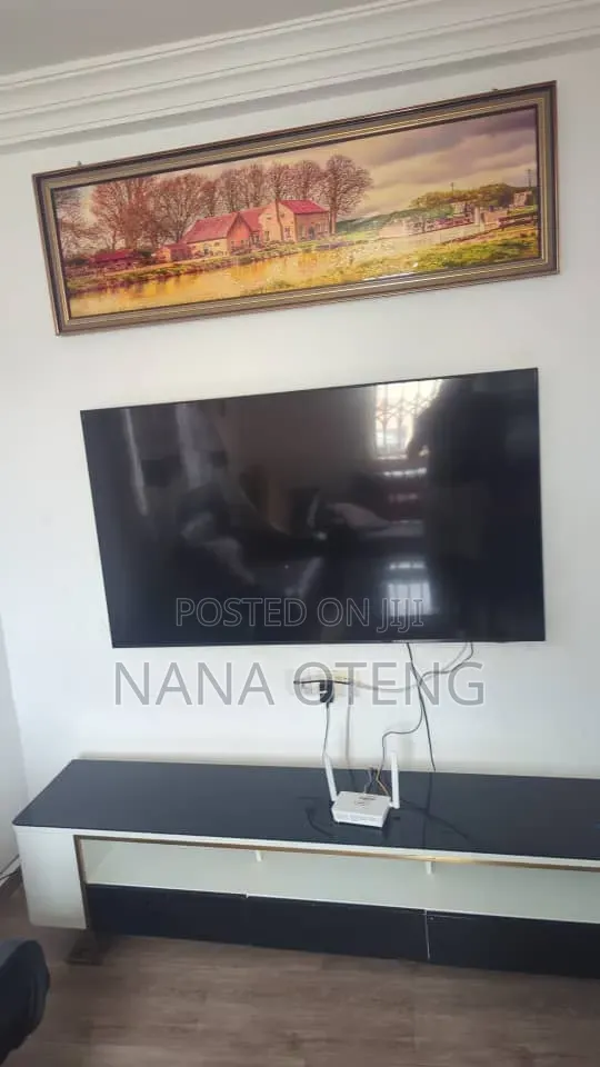 Samsung 65 inches Tv