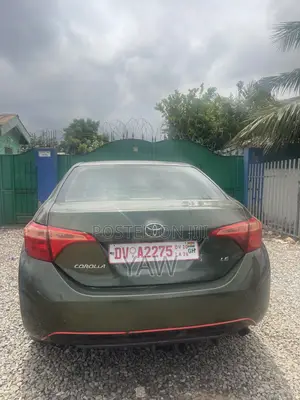 Toyota Corolla LE Eco (1.8L 4cyl 2A) 2018 Green
