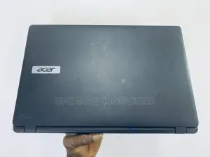 Laptop Acer Aspire ES1-512 8GB Intel Celeron HDD 1T