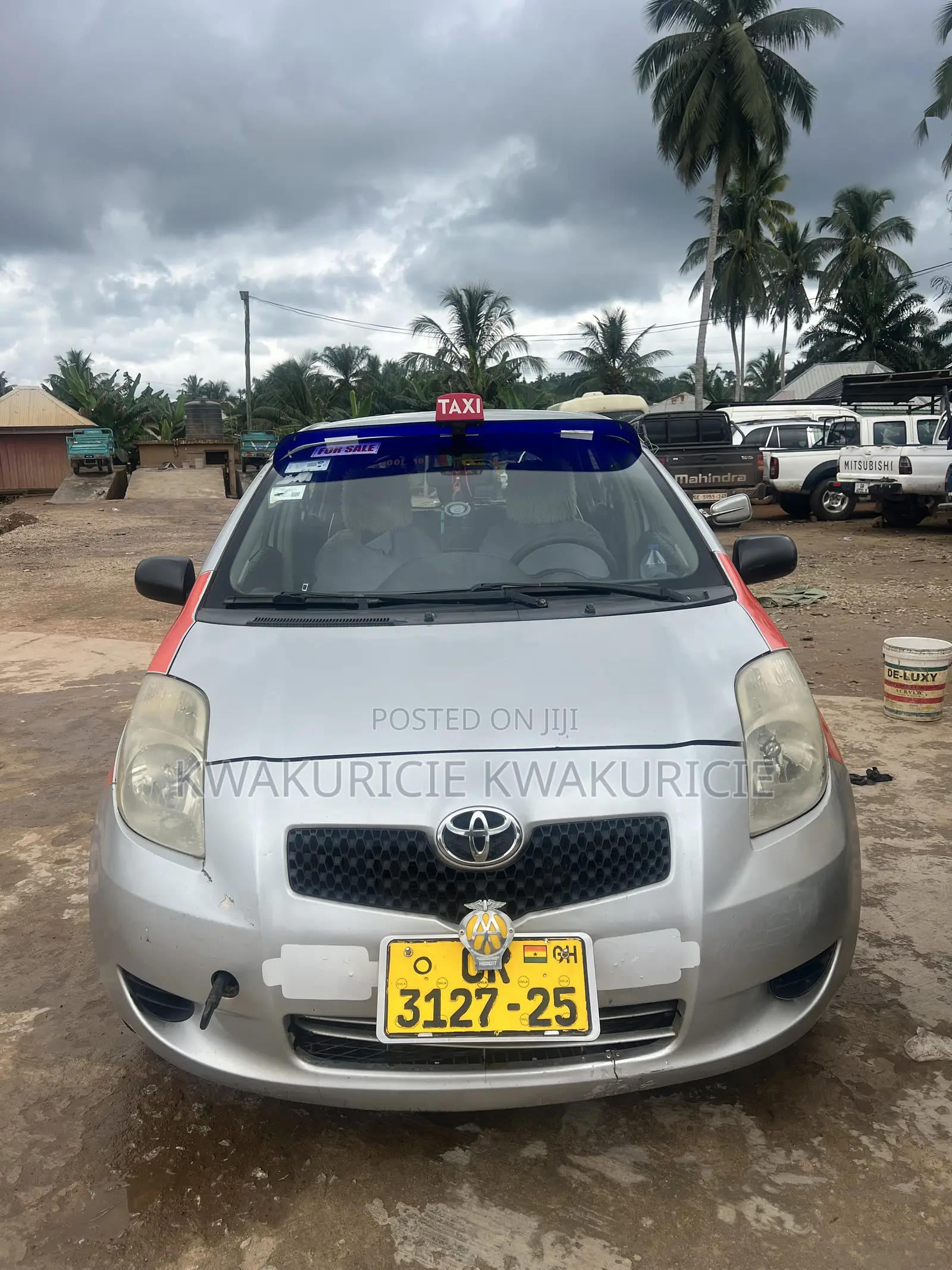 Toyota Yaris 2013 Silver