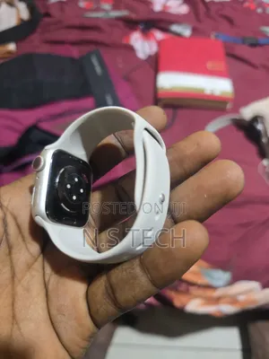 Apple Watch Series 8 41mm White