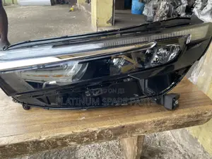 CRV 2023 Head Light