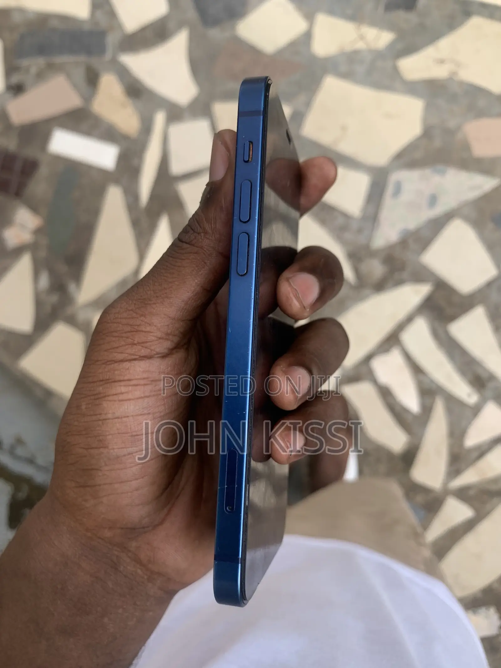 Apple iPhone 12 64 GB Blue