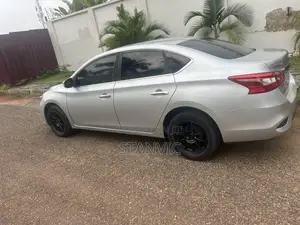 Nissan Sentra S 2016 Gray
