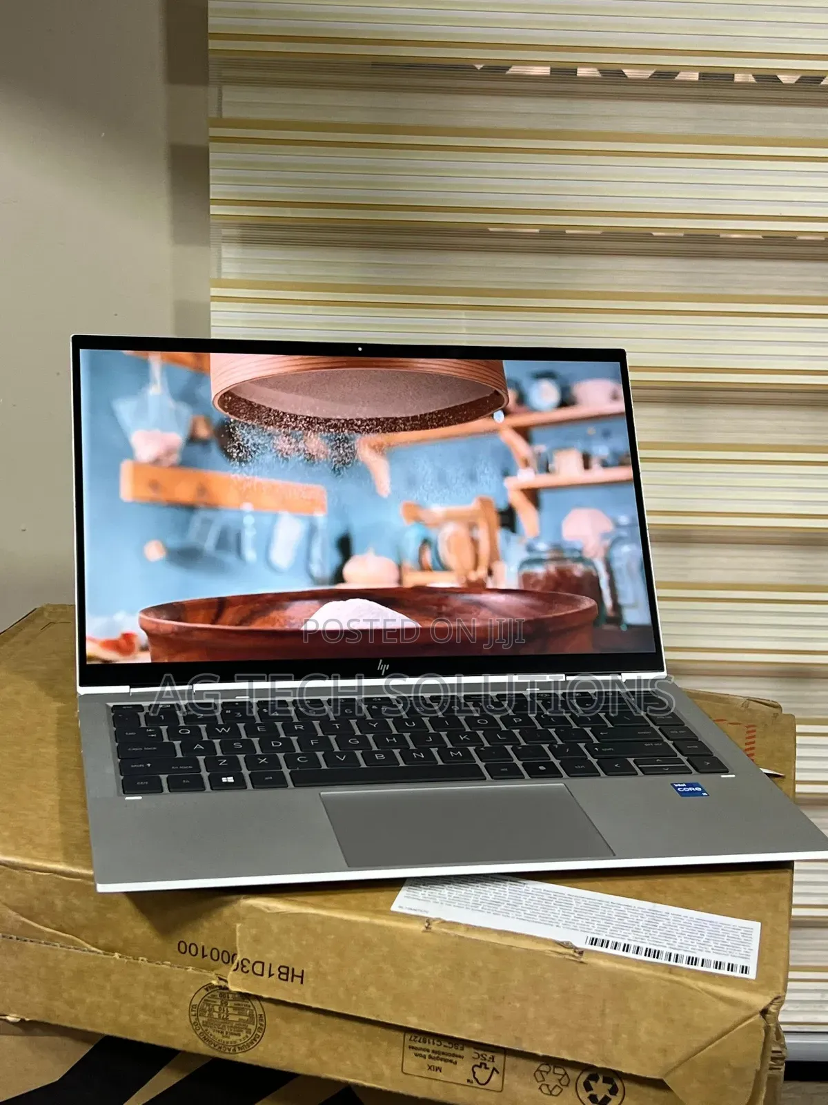 New Laptop HP EliteBook 1040 G8 8GB Intel Core i5 SSD 256GB