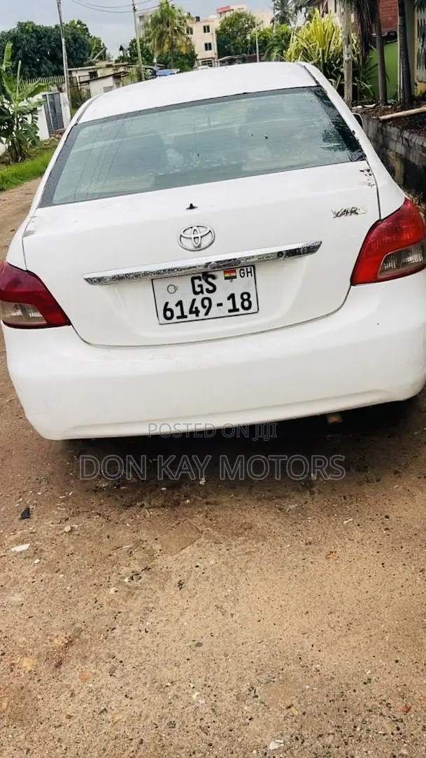 Toyota Yaris 2009 White