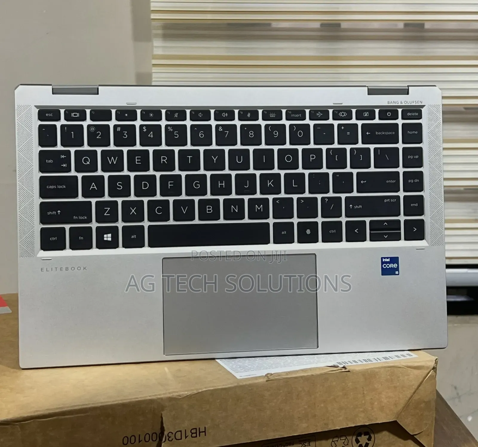 New Laptop HP EliteBook 1040 G8 8GB Intel Core i5 SSD 256GB