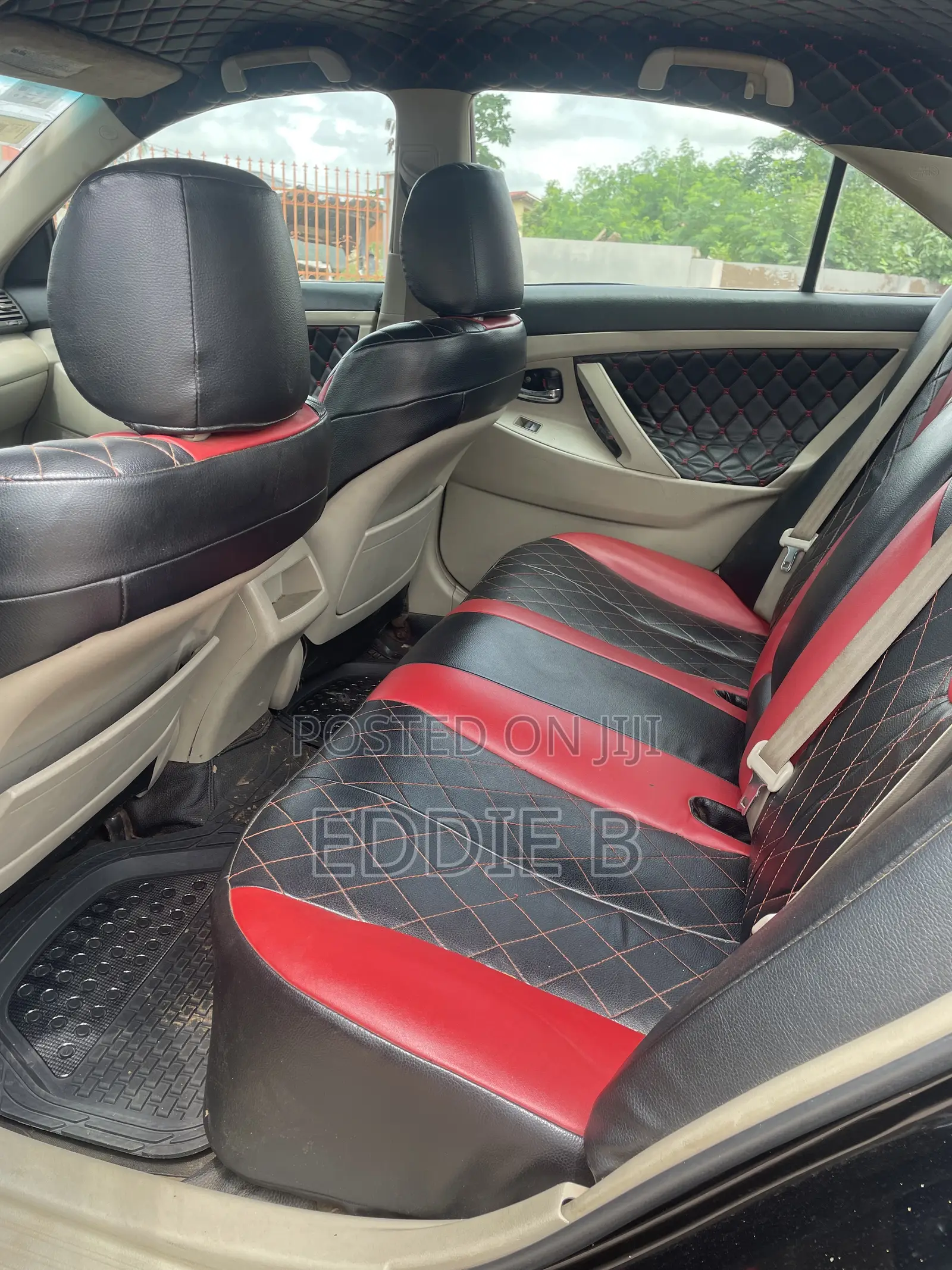 Toyota Camry LE V6 4dr Sedan (3.5L 6cyl 6AM) 2010 Black