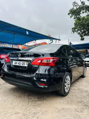 Nissan Sentra 2016 Black