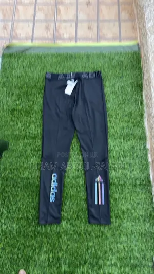 Black Adidas Inner Stretch
