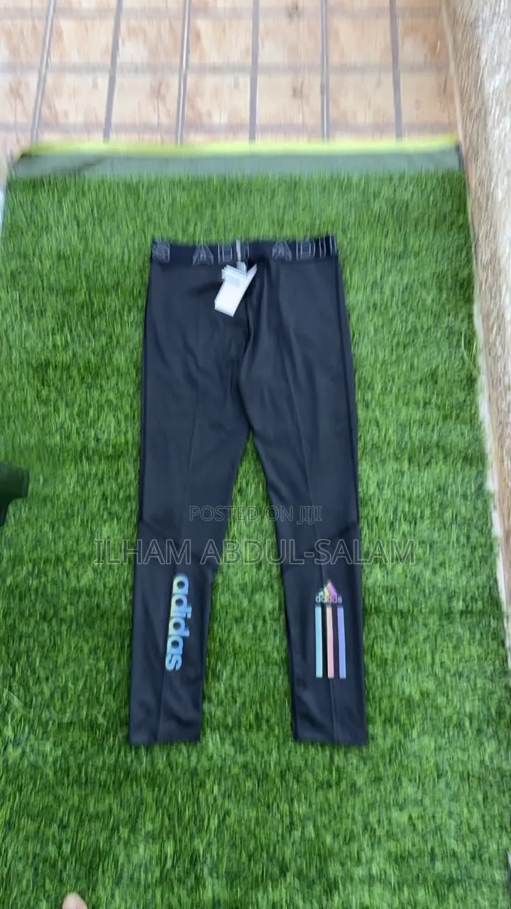 Black Adidas Inner Stretch