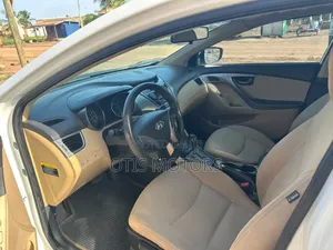 Hyundai Elantra 2013 Off white