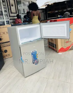 Extremely Affordable Pearl Pf 235t-1a Top Freezer Table Top Fridge
