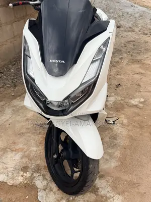 Honda 2022 White
