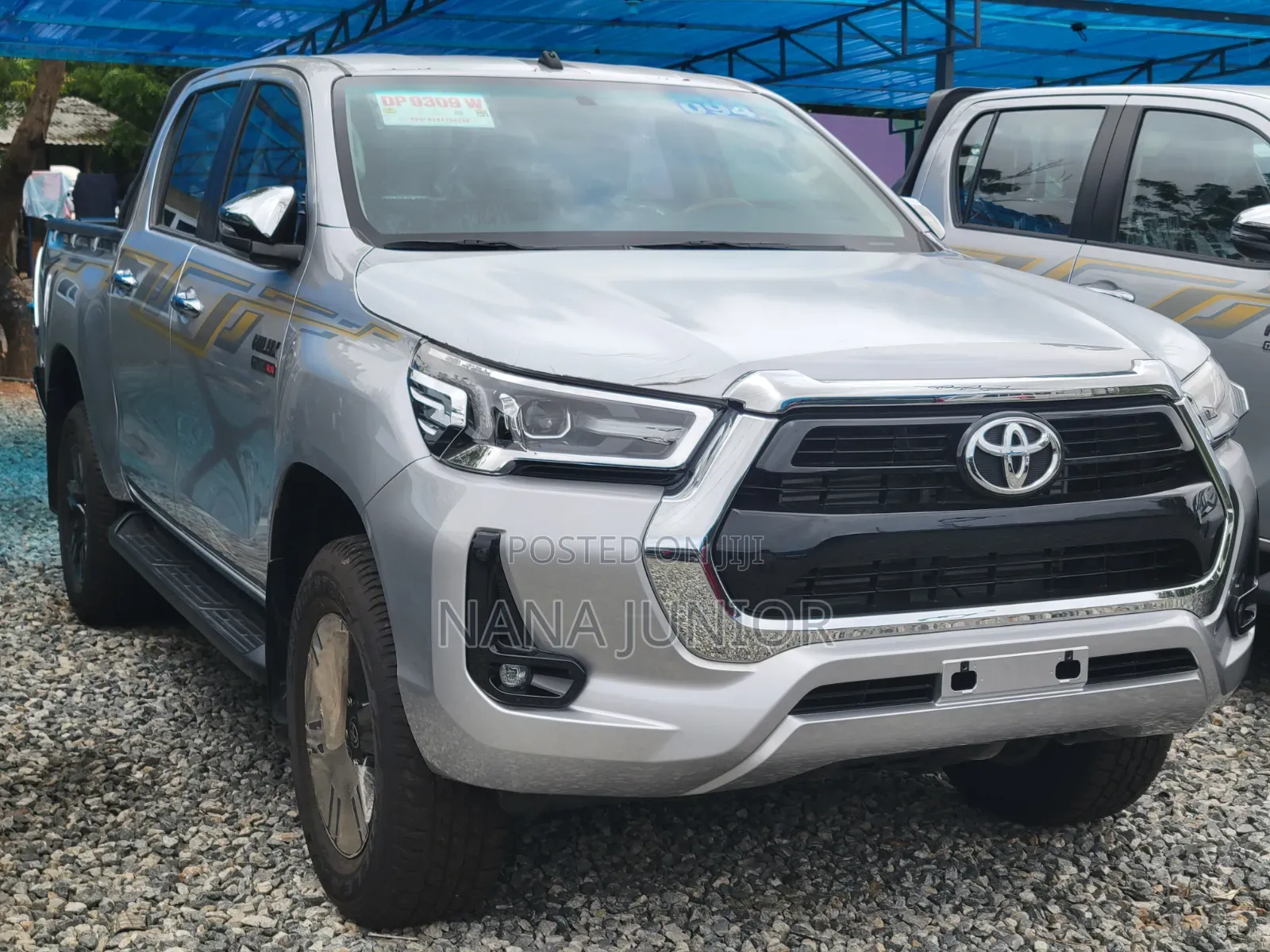 New Toyota Hilux 2025 Silver