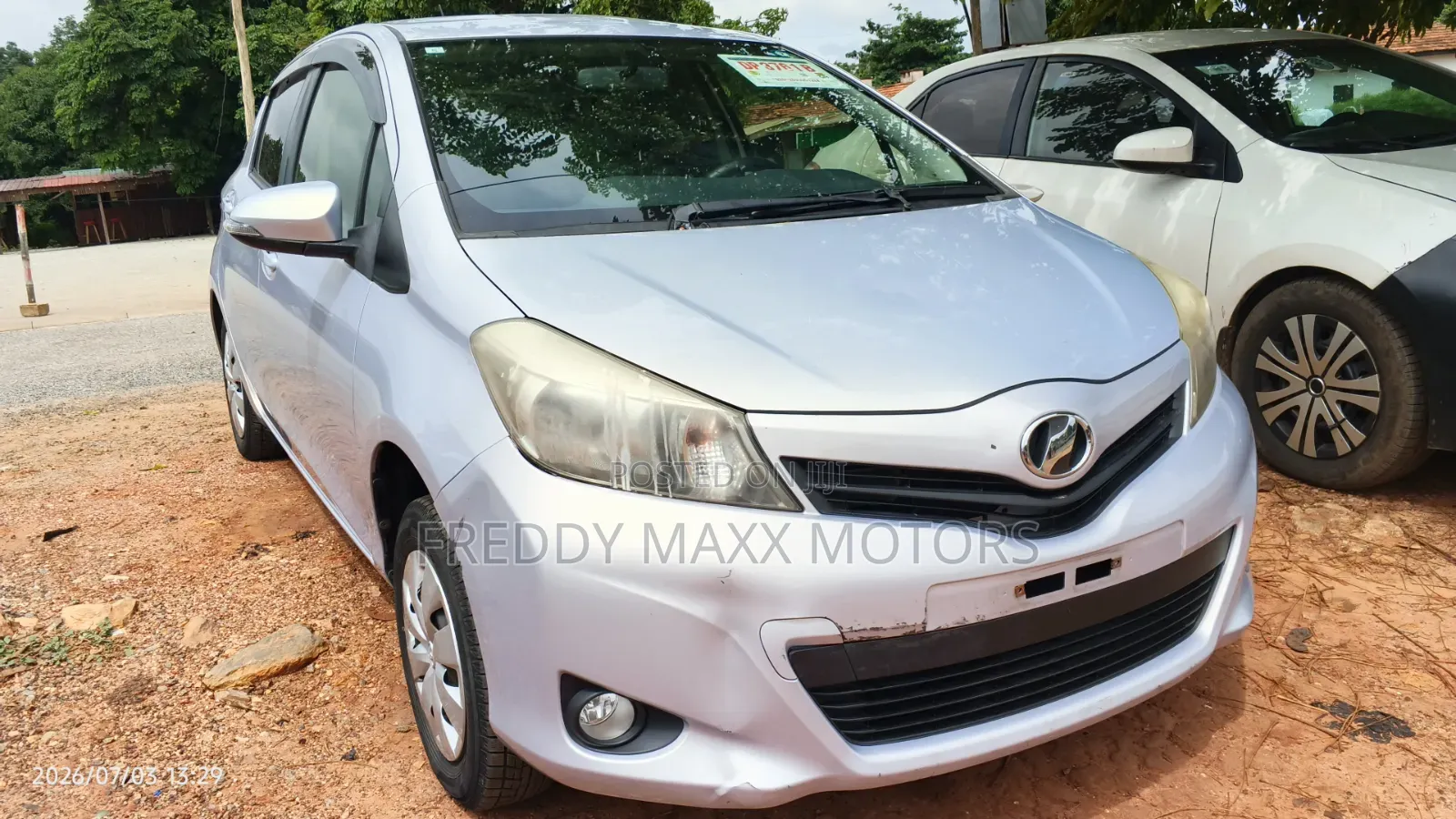 Toyota Vitz 2013 Purple