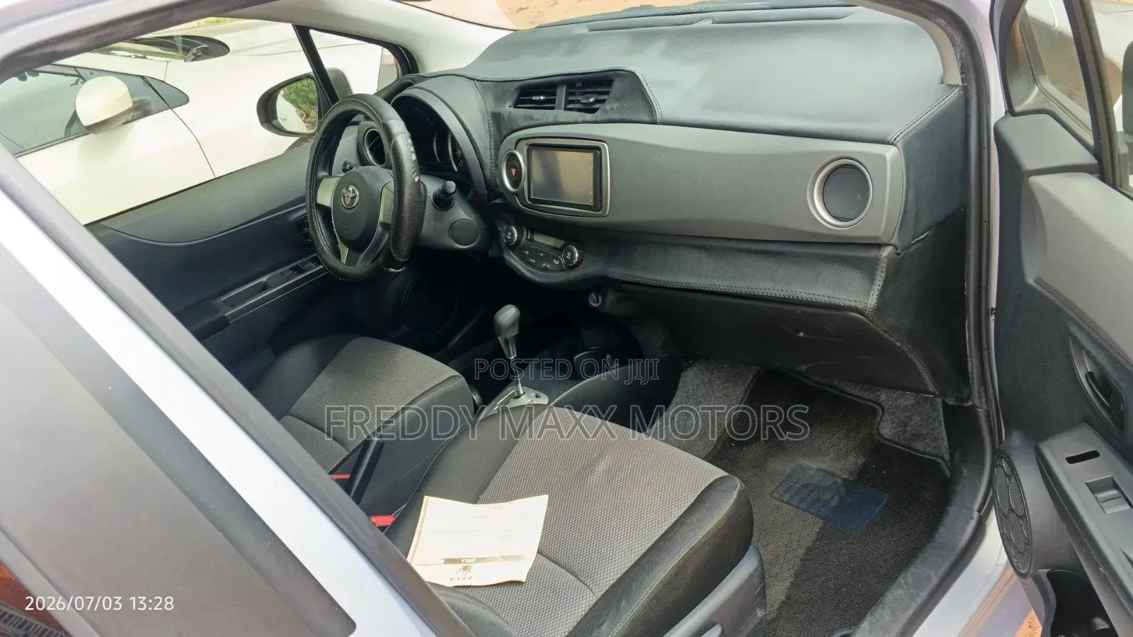 Toyota Vitz 2013 Purple