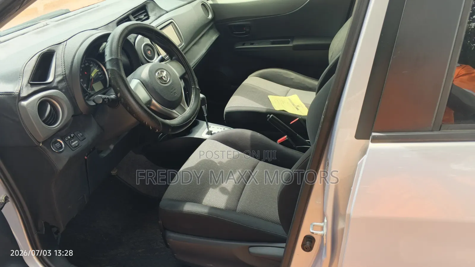 Toyota Vitz 2013 Purple